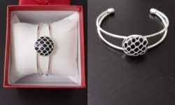 Brazalete con piedra forrada de encaje de bolillos