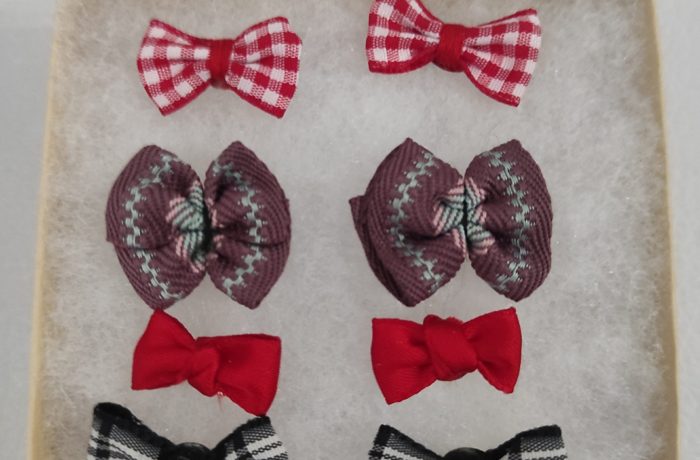 Pendientes lacito