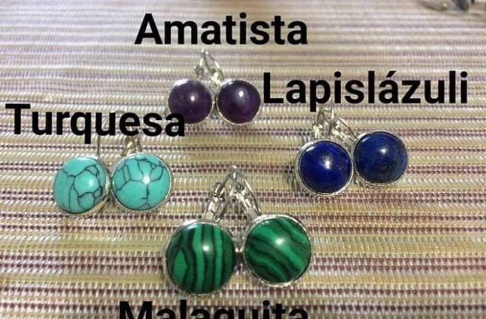 Pendientes de piedras semipreciosas