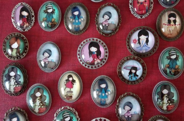 Broches Gorjuss